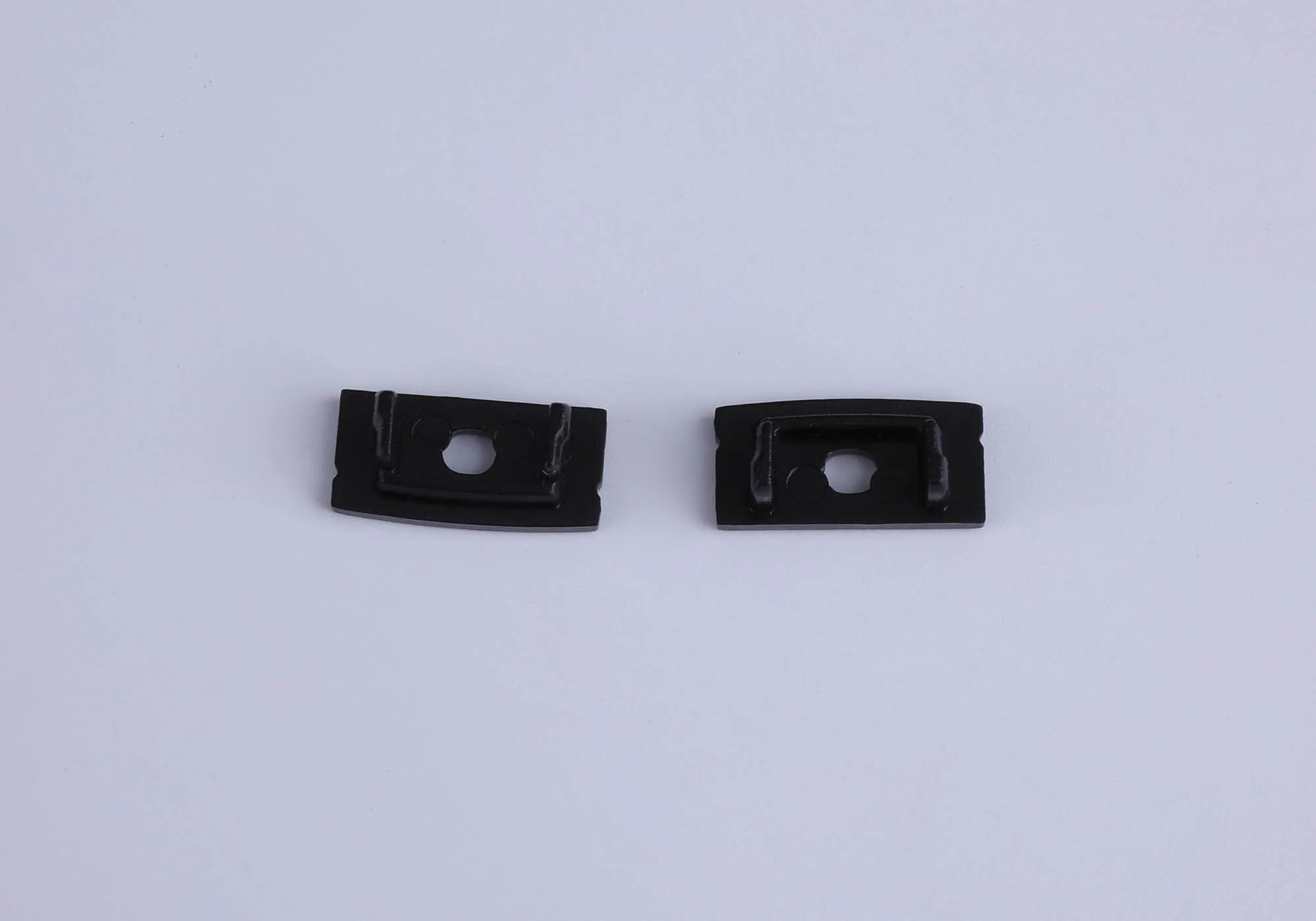 Tiras 17 x 8.5mm Black Profile End Cap With Hole (1pc) for M7382 M7385  Mantra Fusion Tiras LED Profile